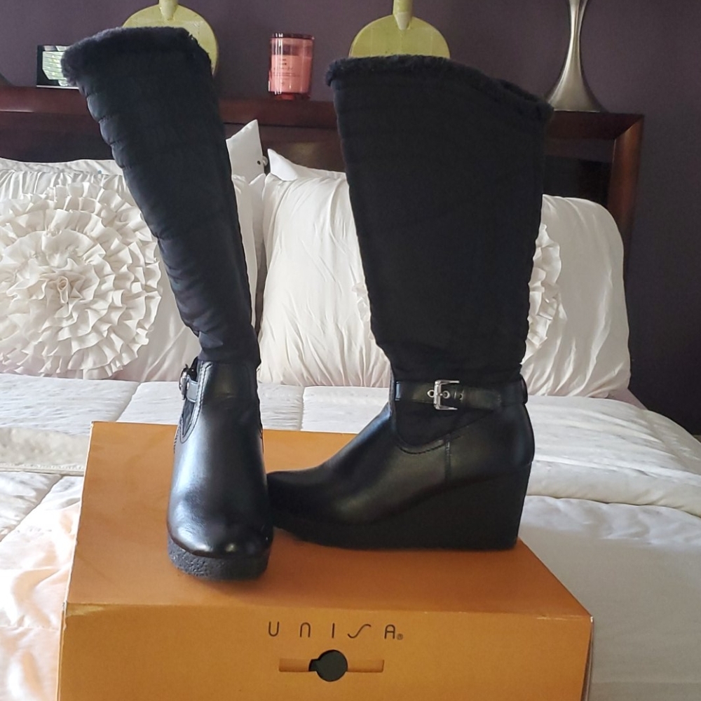 Black boots